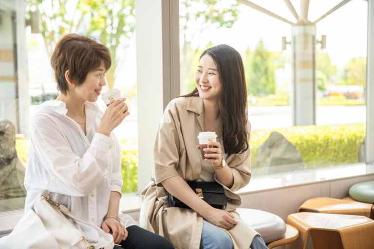 「会う」と「逢う」の違い。それぞれの意味や使用例を解説します！ | コトノハ辞典